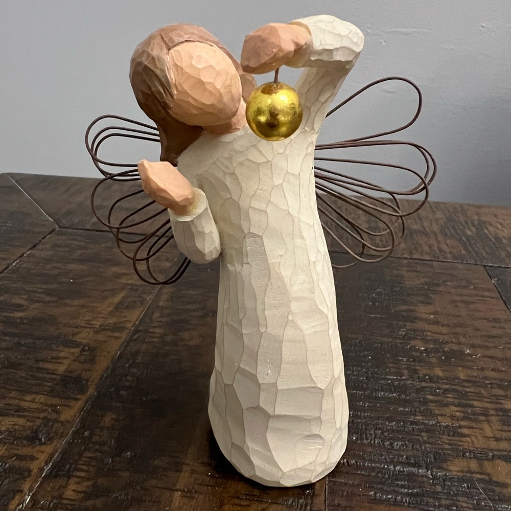 Rare & Retired - Willow Tree® “Angel of Wonder” Figurine (2002)
